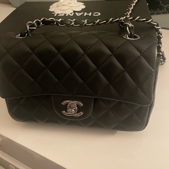 Only worn once for a few hours. Comes with everything including purchase bag. - Picture 7 of 8